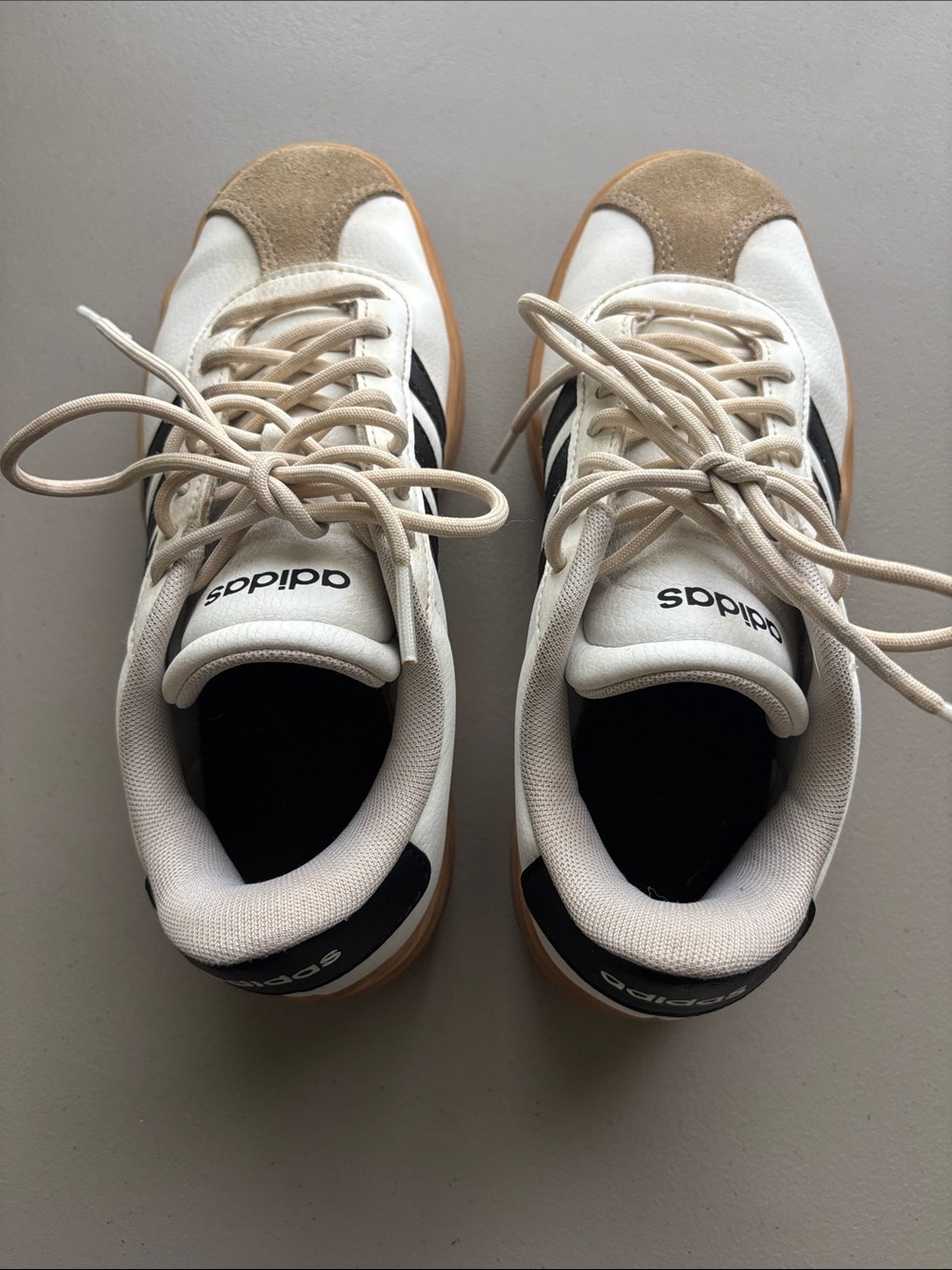 Adidas Women's Vl Court Bold Sneaker tennis shoe leather upper Sz 5 platform - Picture 3 of 6